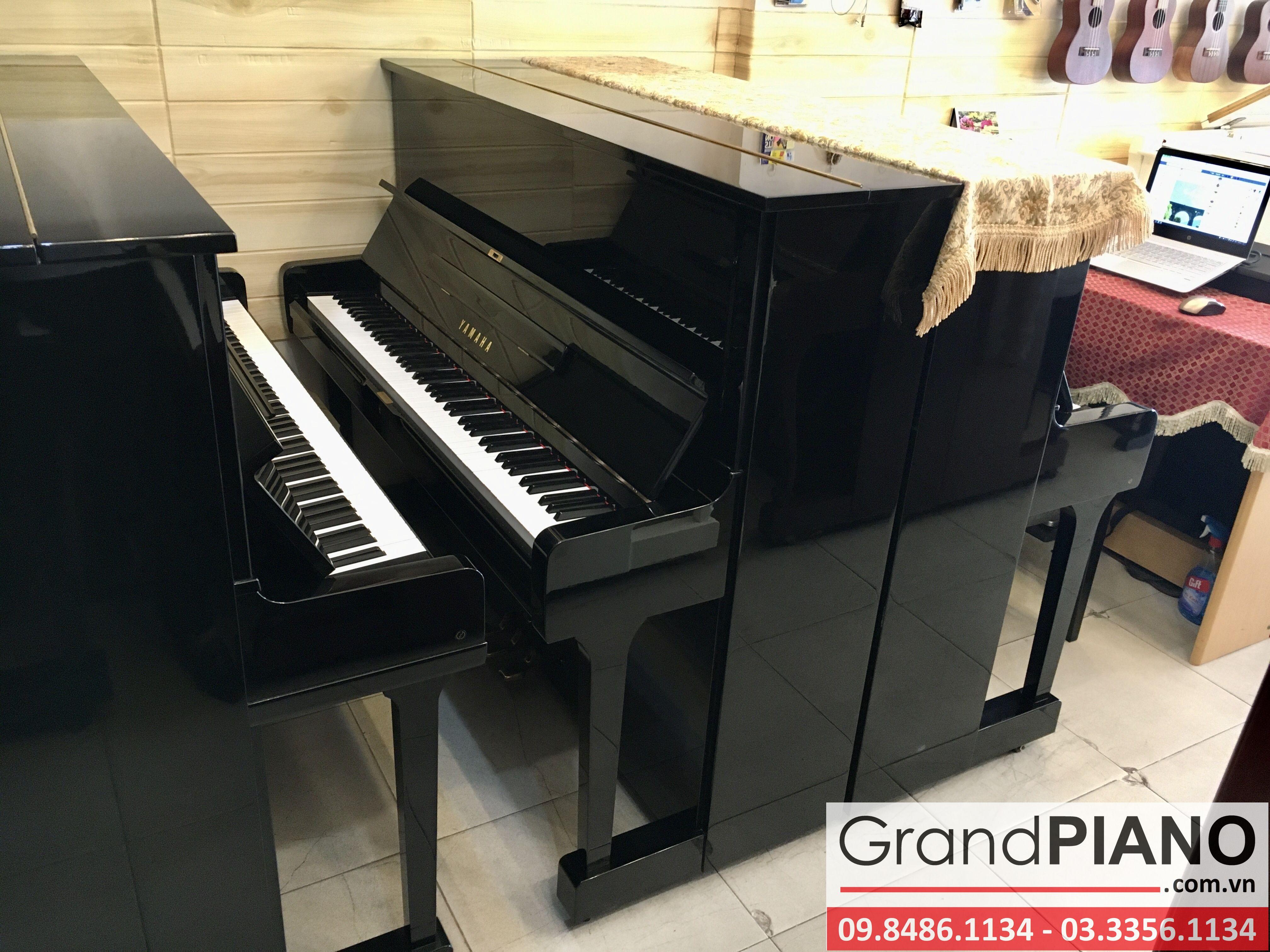 YAMAHA U1H SERI: 3021867 